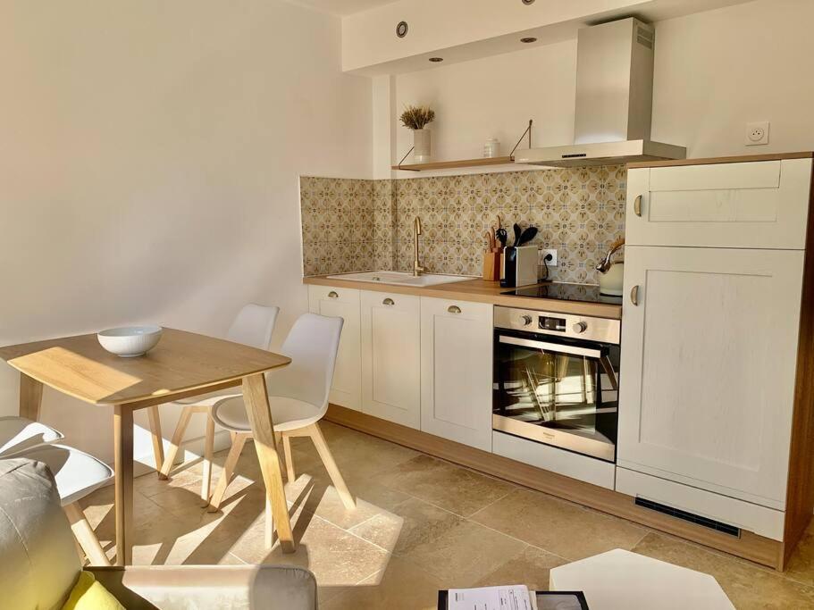 La Reposee, Bas De Villa En Plein Coeur De Vence Eksteriør billede